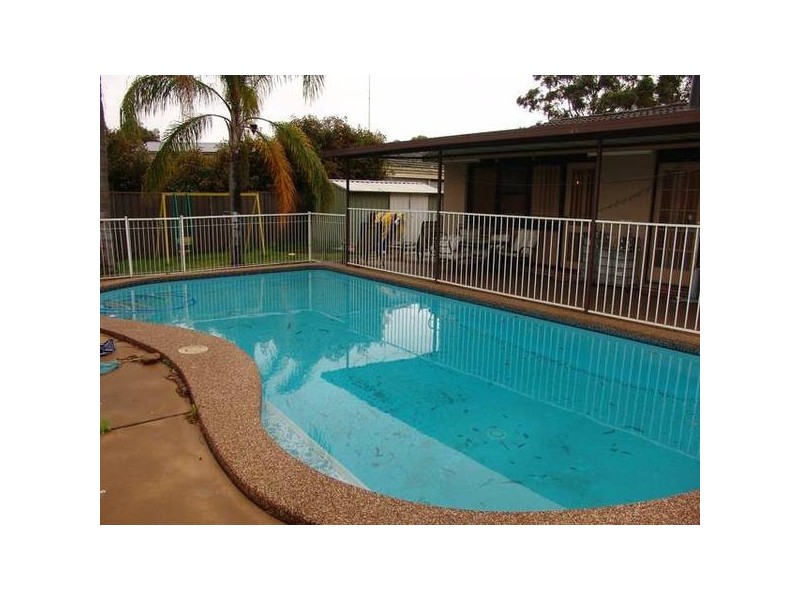 85 Whelan Avenue, Chipping Norton NSW 2170