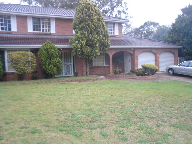 10 Glen Alpine Drive, Glen Alpine NSW 2560