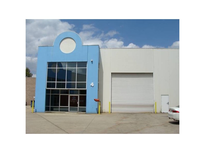 4/6-8 Mitchell Road, Moorebank NSW 2170