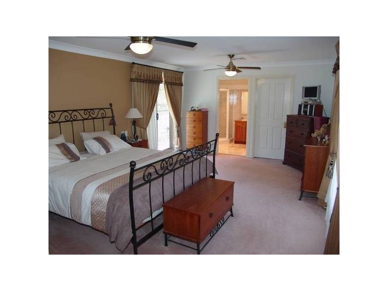 Denham Court NSW 2565