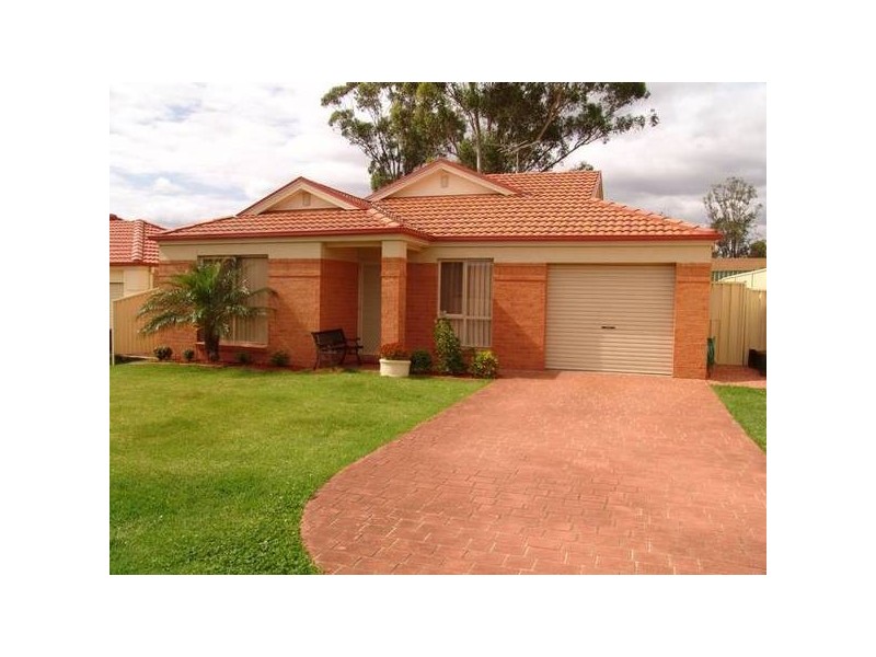 24 Nowra Place, Prestons NSW 2170