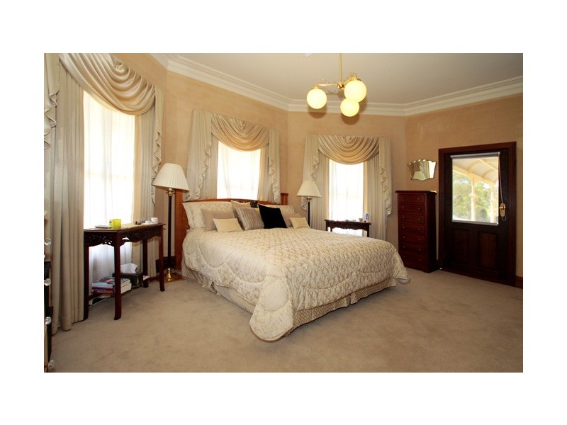 Denham Court NSW 2565