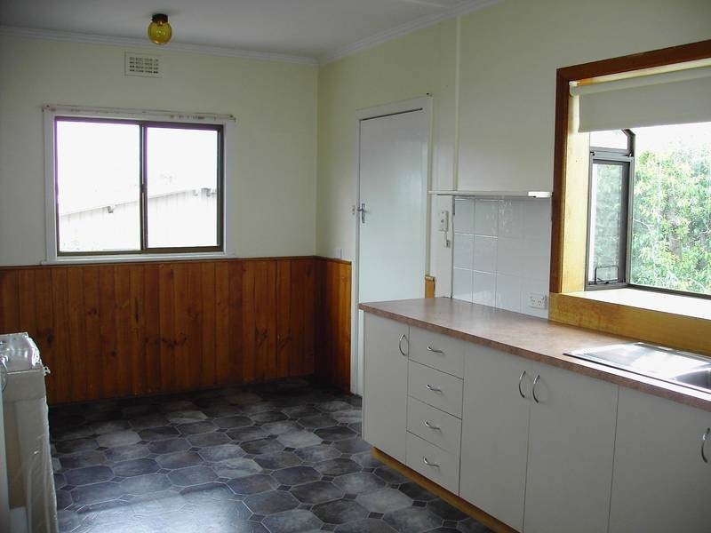 31 Russell Road, Claremont TAS 7011