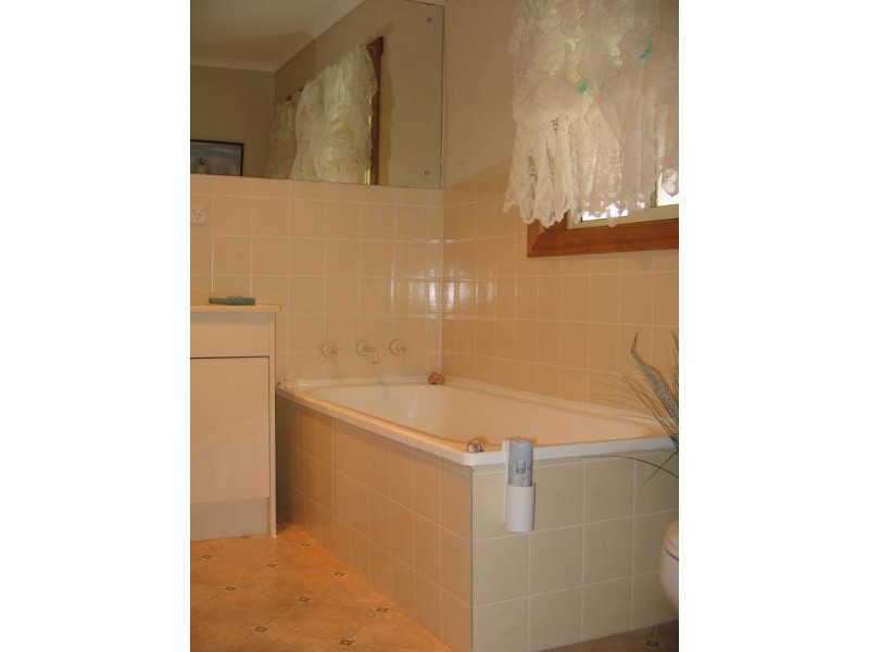 11 Goldsmith Street, Lawitta TAS 7140