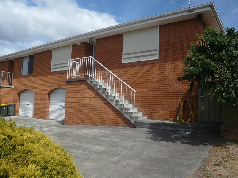 2/22 Victor Place, Glenorchy TAS 7010
