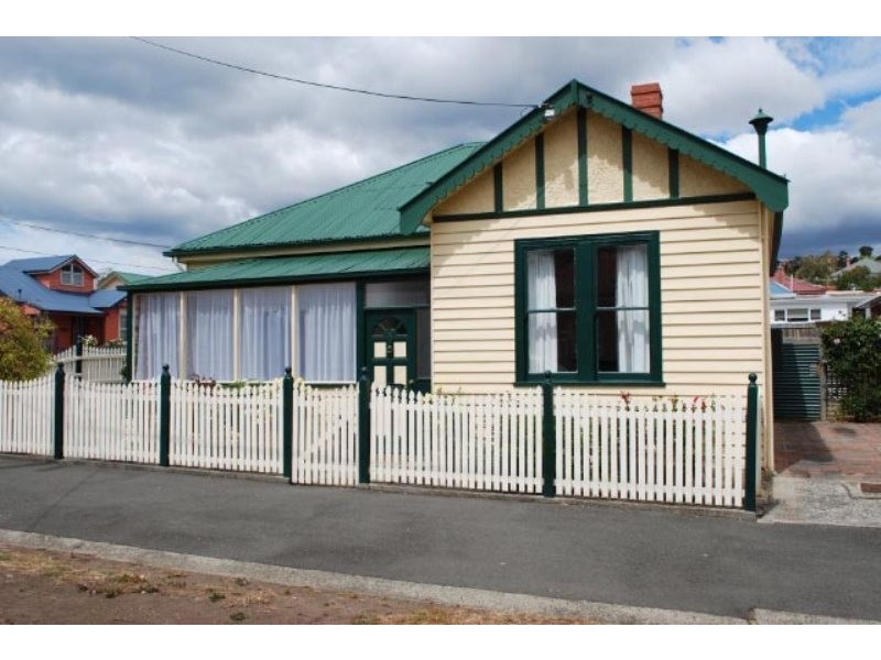 18 Pedder Street, New Town TAS 7008