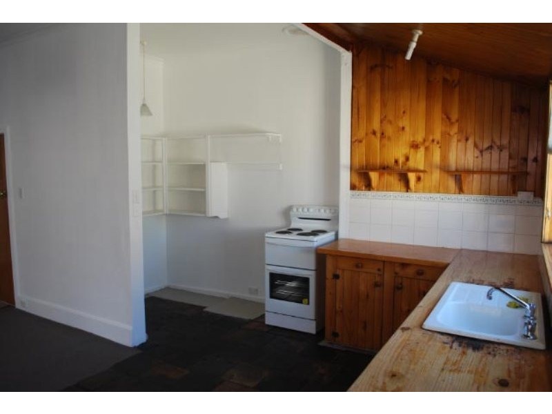 18 Pedder Street, New Town TAS 7008