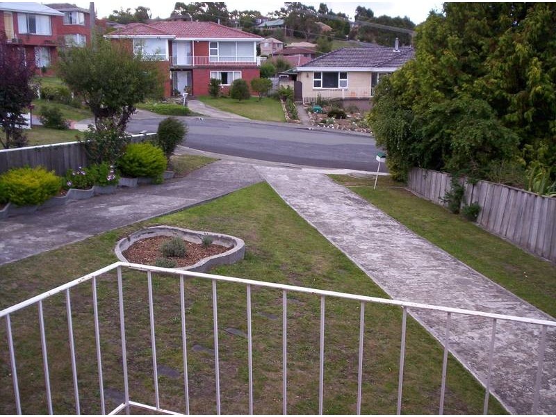 2 Baldwin Place, Lenah Valley TAS 7008