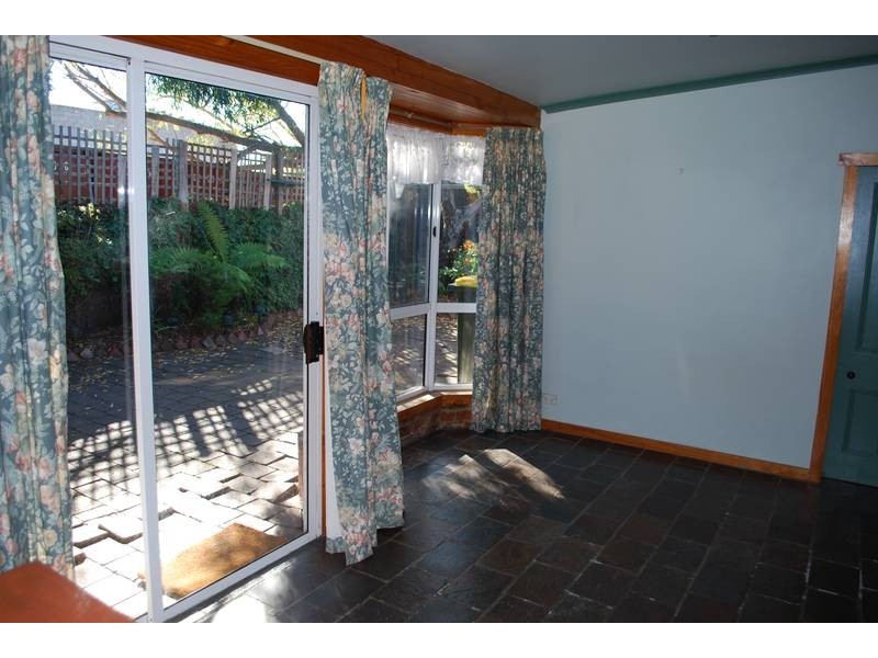 24 Roope Street, New Town TAS 7008