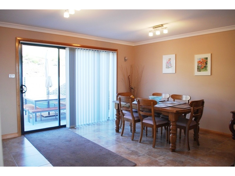 16 Grant Court, Granton TAS 7030