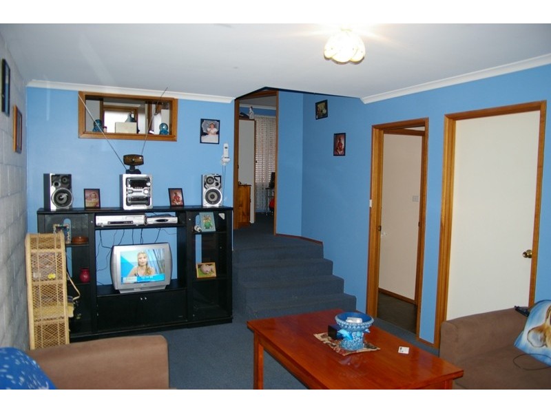 2/4 Chatterton Court, Claremont TAS 7011