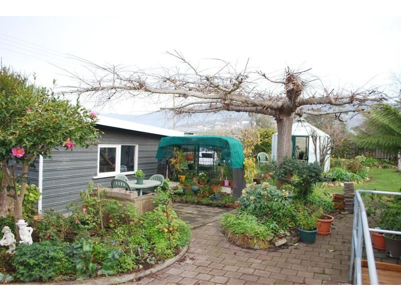 22 Wendourie Parade, Austins Ferry TAS 7011