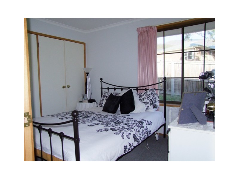 2/225 Tolosa Street, Glenorchy TAS 7010