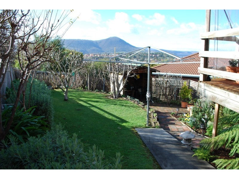 1 Cohen Court, Claremont TAS 7011