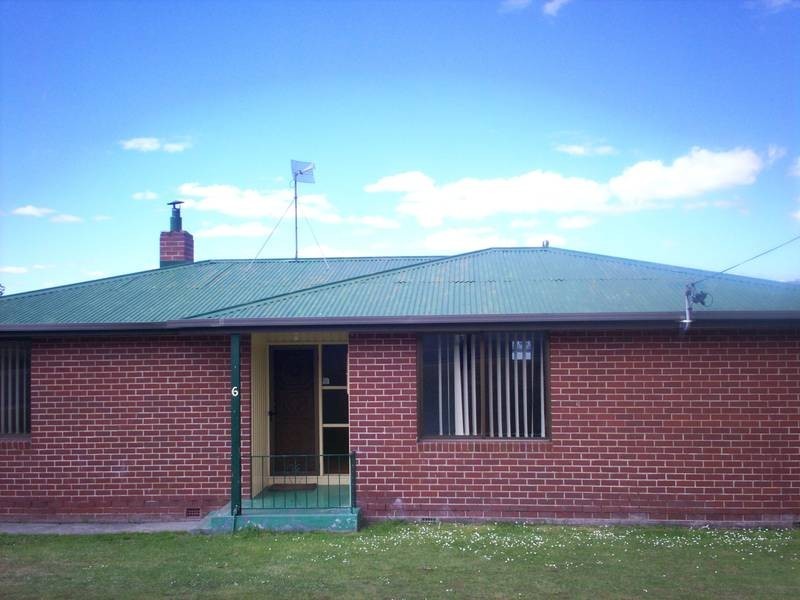 6 Cammerey Road, Claremont TAS 7011