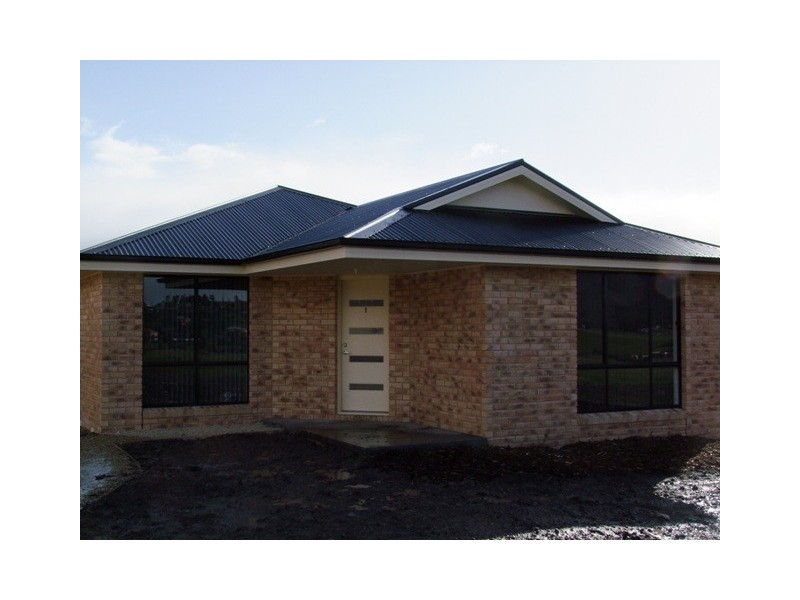 2/25 Riviera Drive, Old Beach TAS 7017