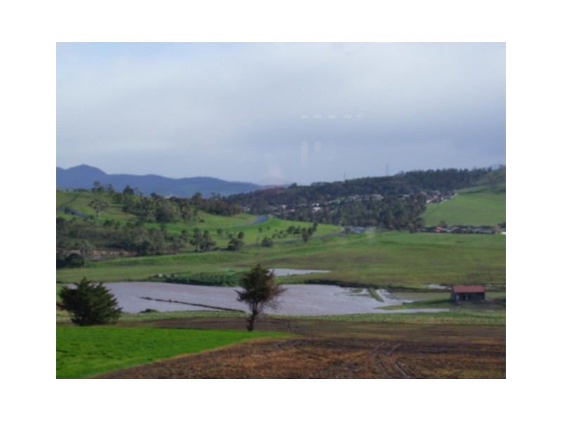 2/25 Riviera Drive, Old Beach TAS 7017