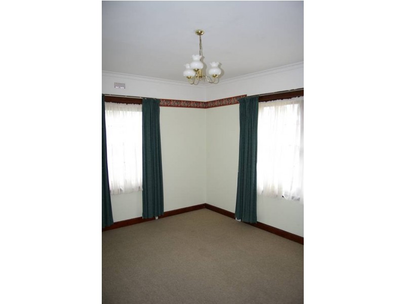 169 Augusta Road, Lenah Valley TAS 7008