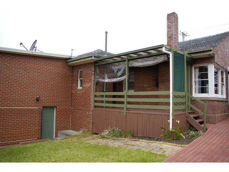 169 Augusta Road, Lenah Valley TAS 7008