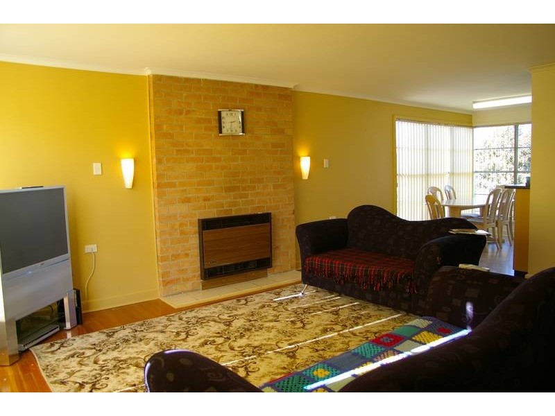 19 Huntley Street, Montrose TAS 7010