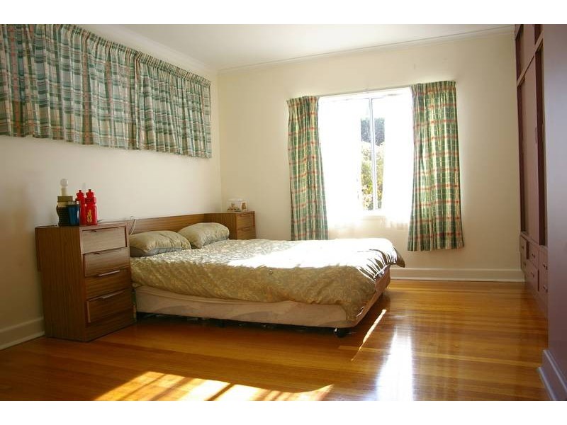 19 Huntley Street, Montrose TAS 7010