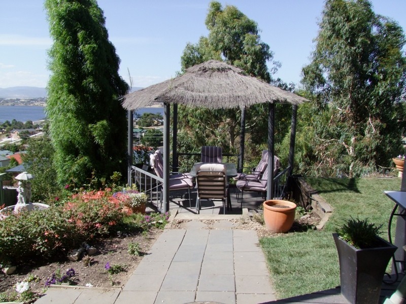 28 Louise Road, Austins Ferry TAS 7011