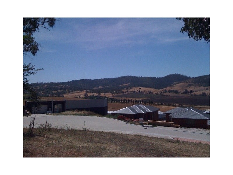 3 Chaplains Close, Howrah TAS 7018