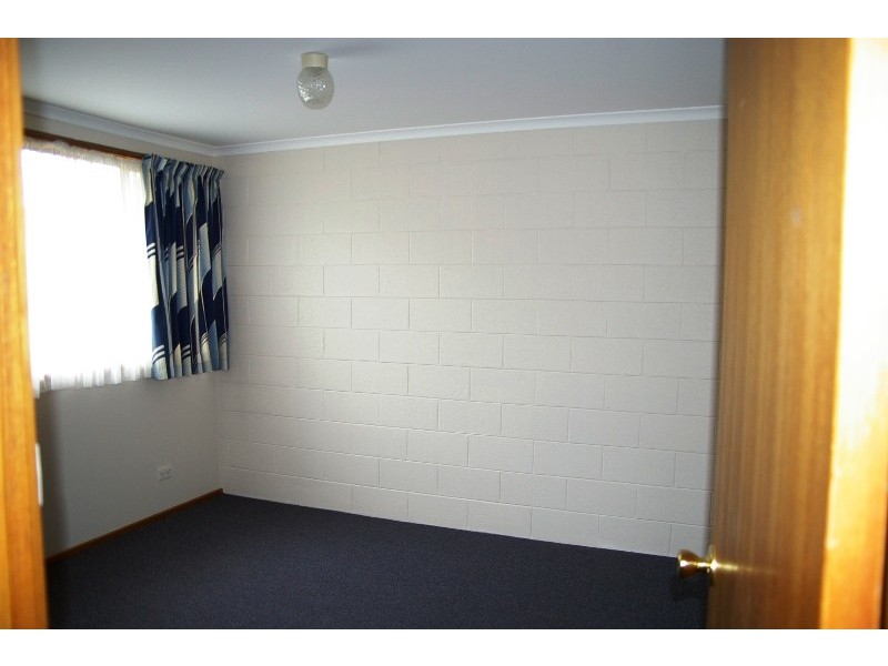 23/4 Clifford Court, Howrah TAS 7018