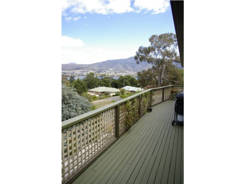 1 Sandstone Place, Old Beach TAS 7017