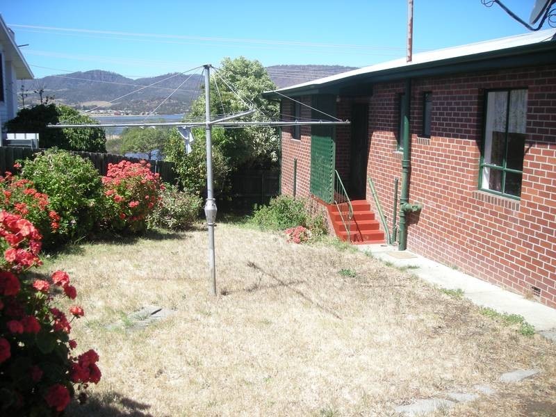 114 Main Road, Claremont TAS 7011