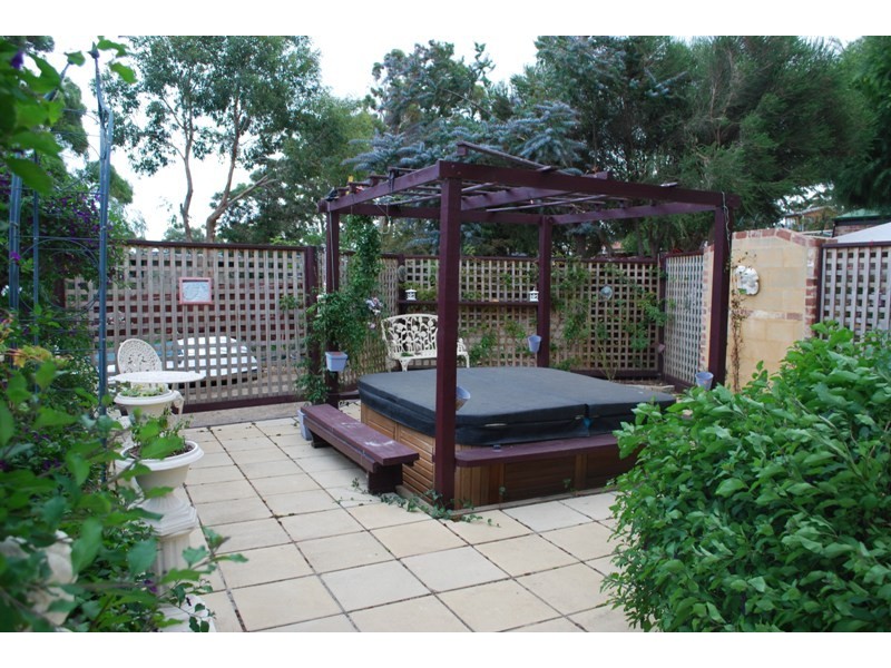 12 Meethenar Street, Carlton TAS 7173