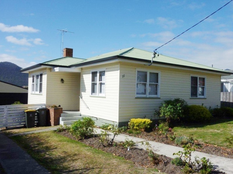 11 Keynsham Road, Claremont TAS 7011