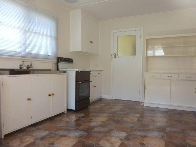 11 Keynsham Road, Claremont TAS 7011