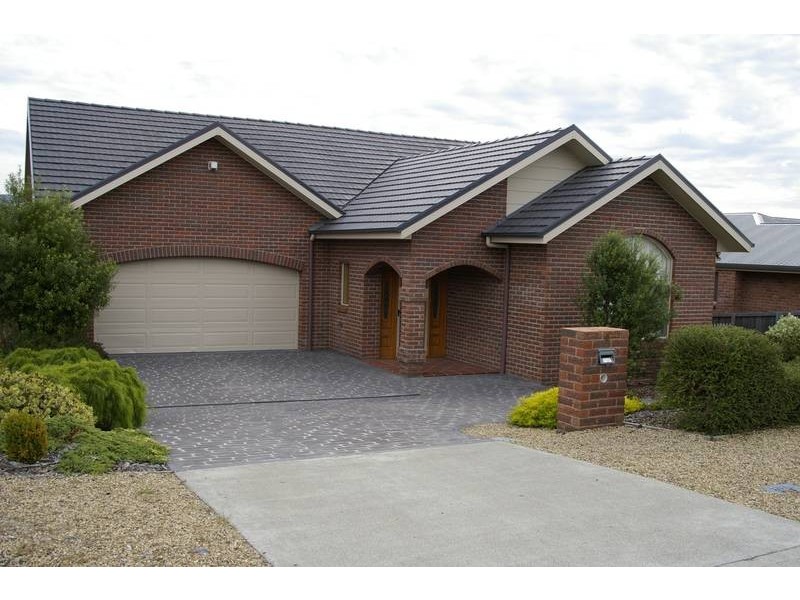 9 Kingfisher Street, Kingston TAS 7050