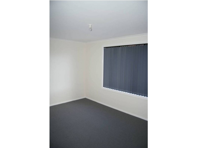 2/10 Lucas Place, Brighton TAS 7030