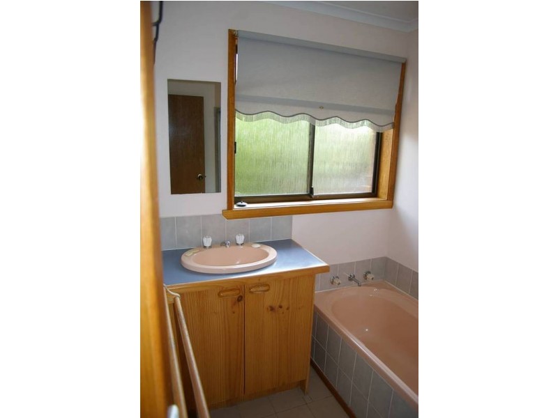 1/102 Abbotsfield Road, Claremont TAS 7011