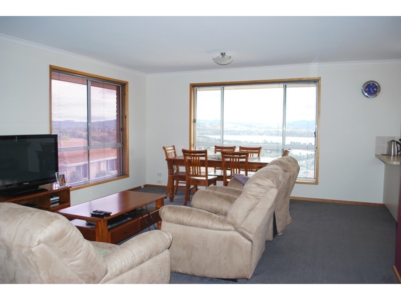 1/42 Seddon Street, Austins Ferry TAS 7011