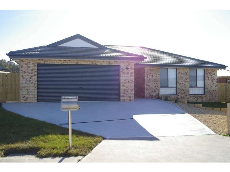 8 Norwick Lane, Howrah TAS 7018