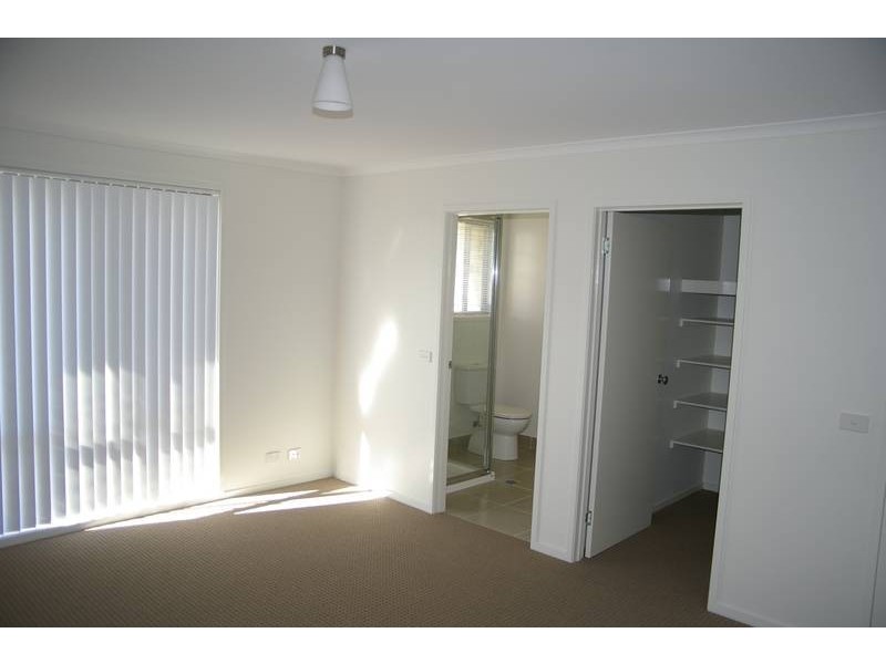 8 Norwick Lane, Howrah TAS 7018