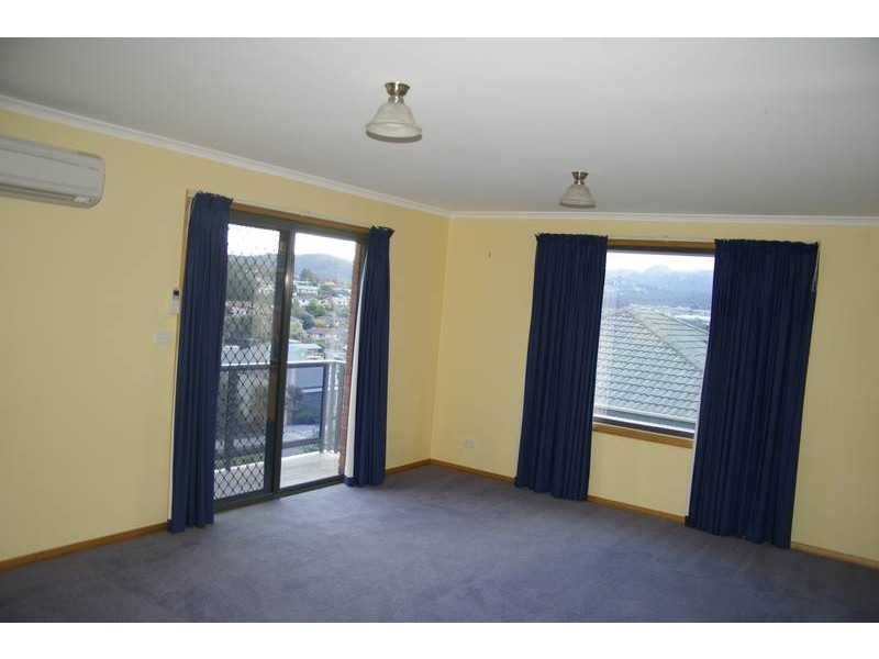 17 Fairview Drive, Kingston TAS 7050