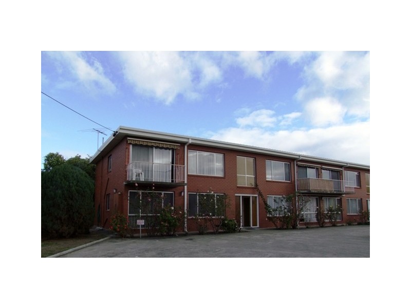 2/3 Lissadell Court, New Town TAS 7008