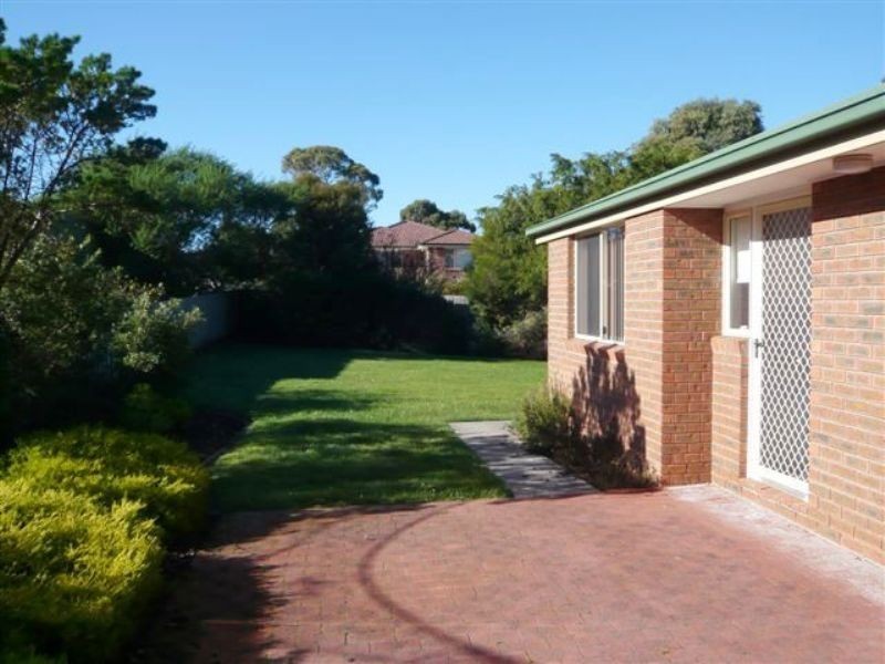 28 Ash Drive, Kingston TAS 7050