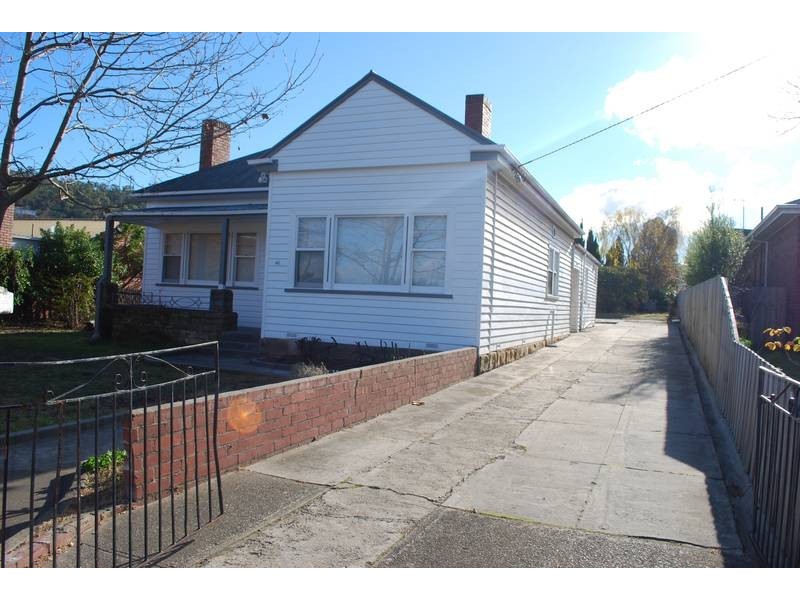 46 Lincoln Street, Lindisfarne TAS 7015