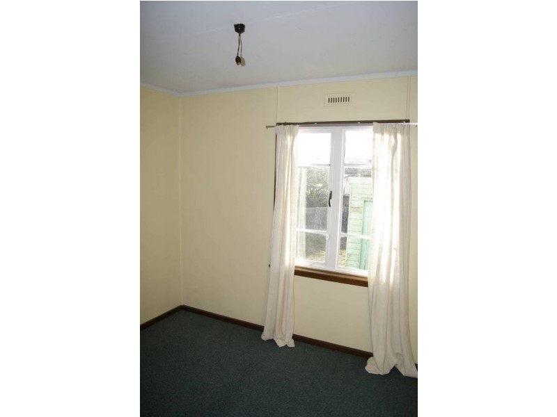 118 Bass Street, Warrane TAS 7018