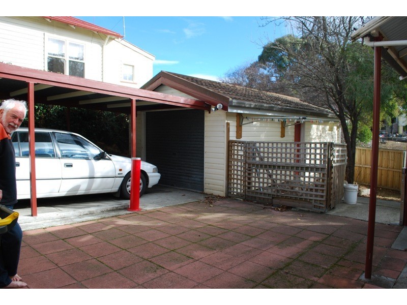 4 Hilton Road, Claremont TAS 7011