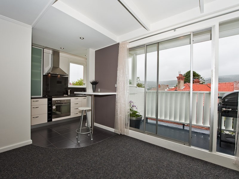 33/64 St Georges Terrace, Battery Point TAS 7004