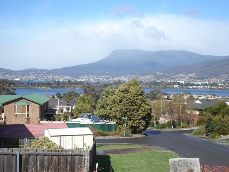 Ashgrove Crescent, Old Beach TAS 7017