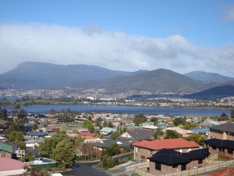 Ashgrove Crescent, Old Beach TAS 7017