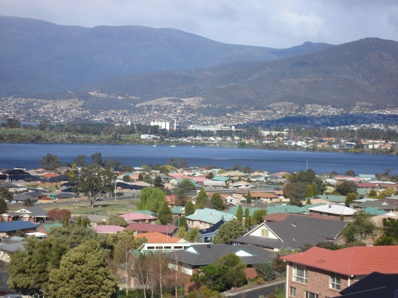 Ashgrove Crescent, Old Beach TAS 7017