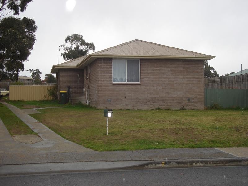 7 Guilford Crescent, Gagebrook TAS 7030